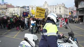 #16F Manifestacin en Santander por el derecho a la vivienda