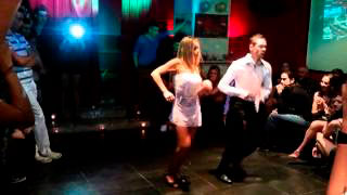 Bailes en el Copplia Bote