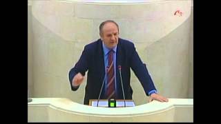 El Parlamento de Cantabria analiza los PGOU