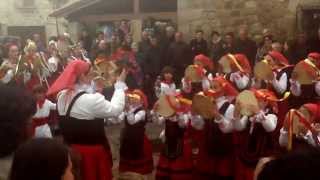 Los picayos de Virnoles en las fiestas de San Jorge