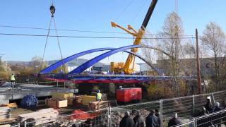 El nuevo puente sobre el Hjar ya une las dos orillas reinosanas