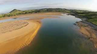 Playa de Liencres, dunas y ra desde el aire