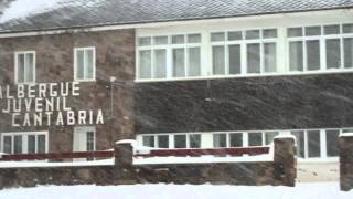 La primera nevada del otoo cubre Alto Campoo