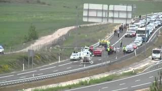 Vuelca un coche en la A-67, a la altura de Aguilar de Campoo